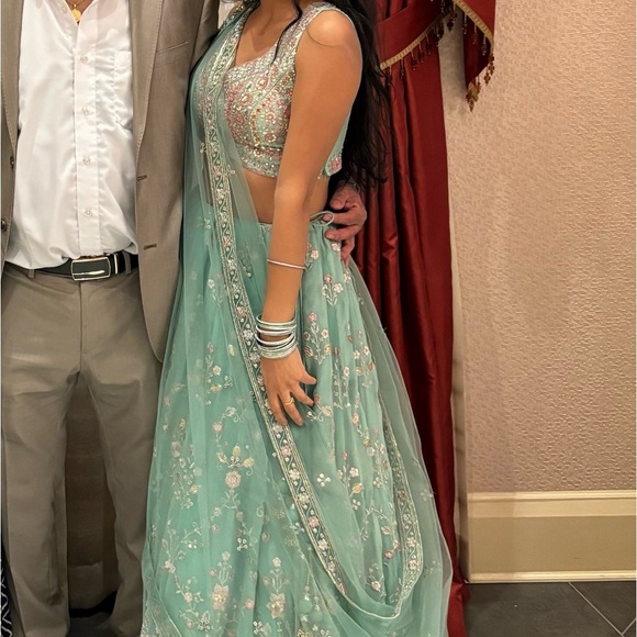 Beautiful sea green lehenga size small - Picture 2 of 2